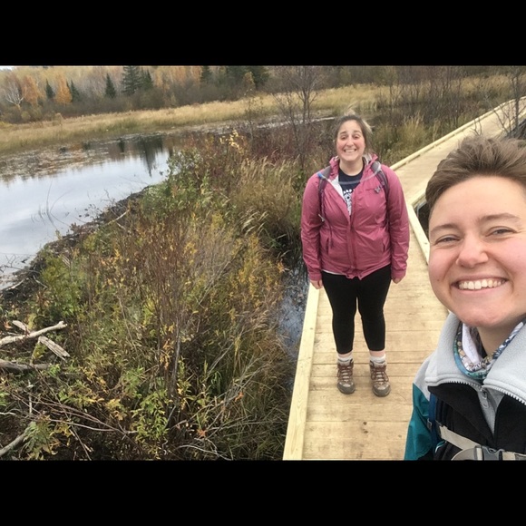 Meet your Posher, Amy - Picture 2 of 2